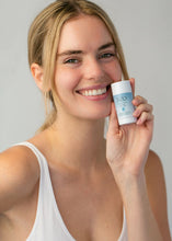 Load image into Gallery viewer, Protector Solar TIZO - STICK